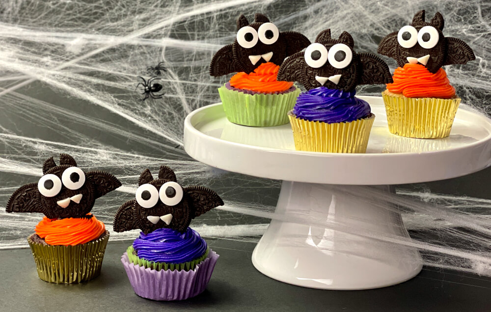 Bat Cupcakes Hero Image
