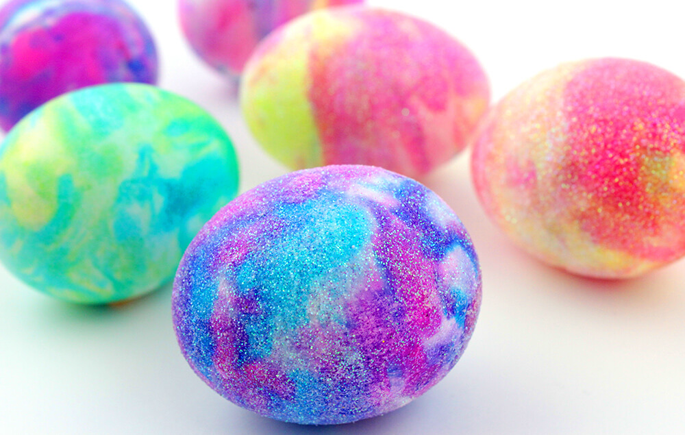 tie dye eggs