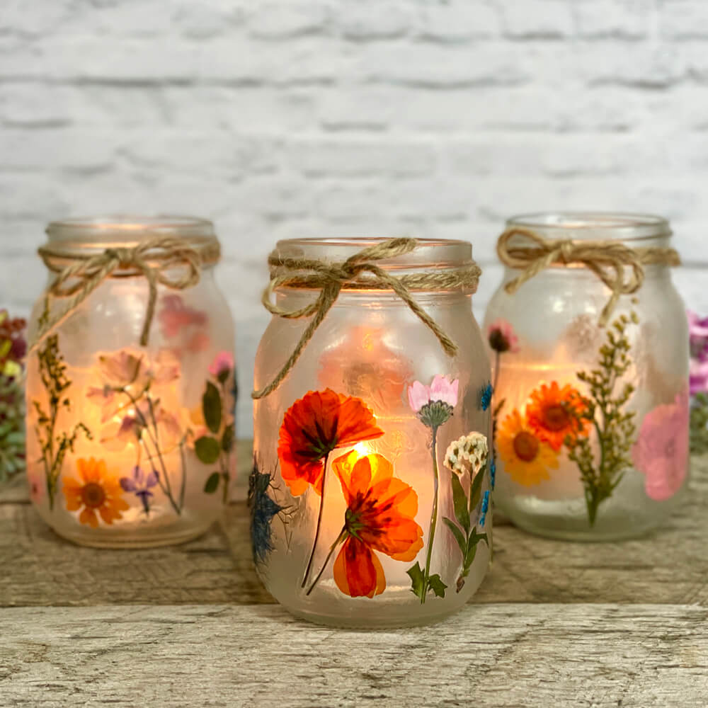 https://www.dollargeneral.com/content/dam/dg/assets/content-hub/crafts/home-decor/pressed-flower-lantern/Thumbnail_1000_Pressed_Flower_Lantern.jpg