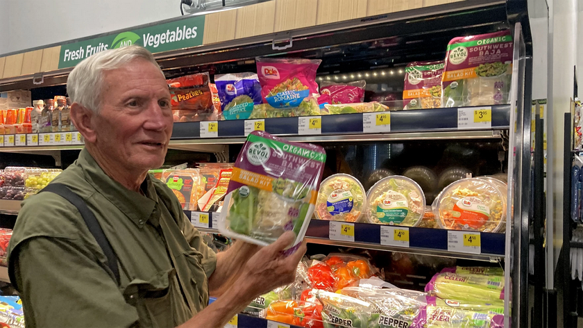 Dollar General stores now sell fresh produce. Could it improve rural food access?