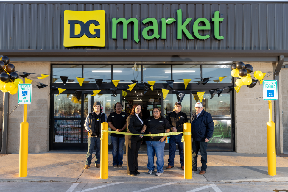 Photo of a DG Market Cutting Ribbon inauguration